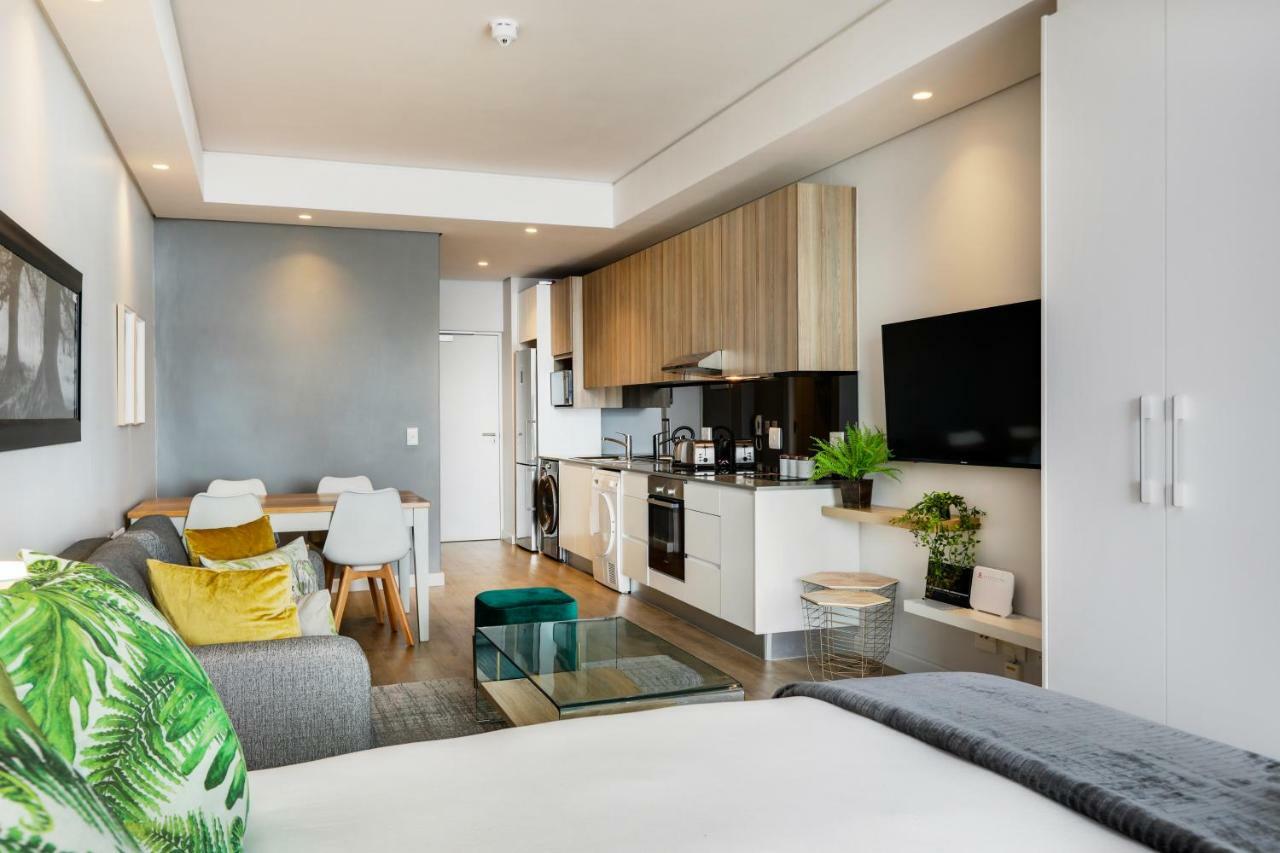 Backup-Power Eco Balcony Apartment Near Table Mountain Kapstaden Eksteriør billede