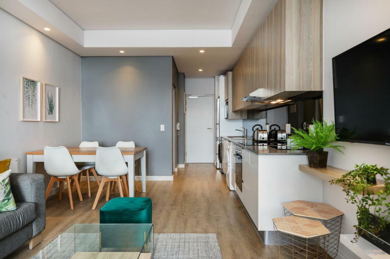 Backup-Power Eco Balcony Apartment Near Table Mountain Kapstaden Eksteriør billede